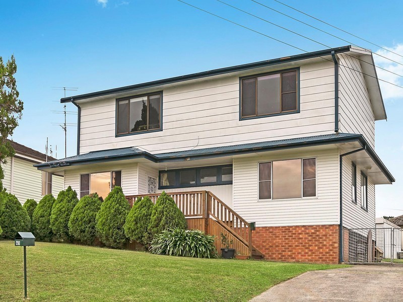 41 Essex Street, Berkeley NSW 2506