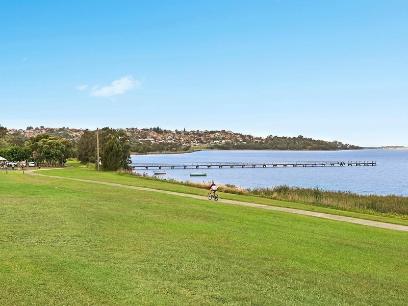 41 Essex Street, Berkeley NSW 2506