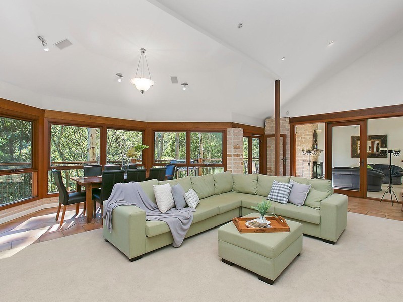 14 Natan Place, Cordeaux Heights NSW 2526