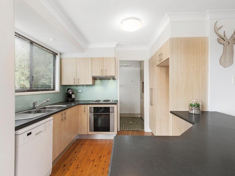 23 Tamarind Drive, Cordeaux Heights NSW 2526