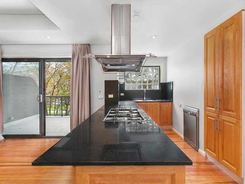 2/392 Princes Highway, Woonona NSW 2517