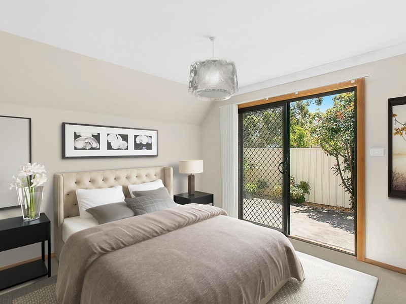 7 Albert Street, Unanderra NSW 2526