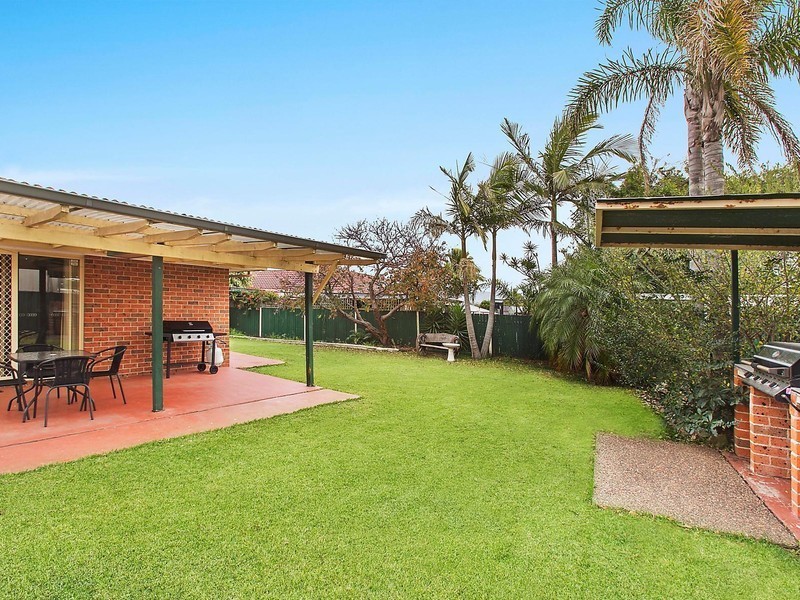19 Palmae Place, Albion Park Rail NSW 2527