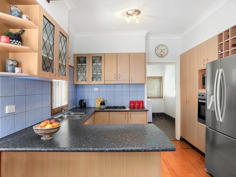 61 Keerong Avenue, Russell Vale NSW 2517