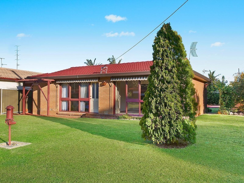 20 Kathleen Crescent, Woonona NSW 2517