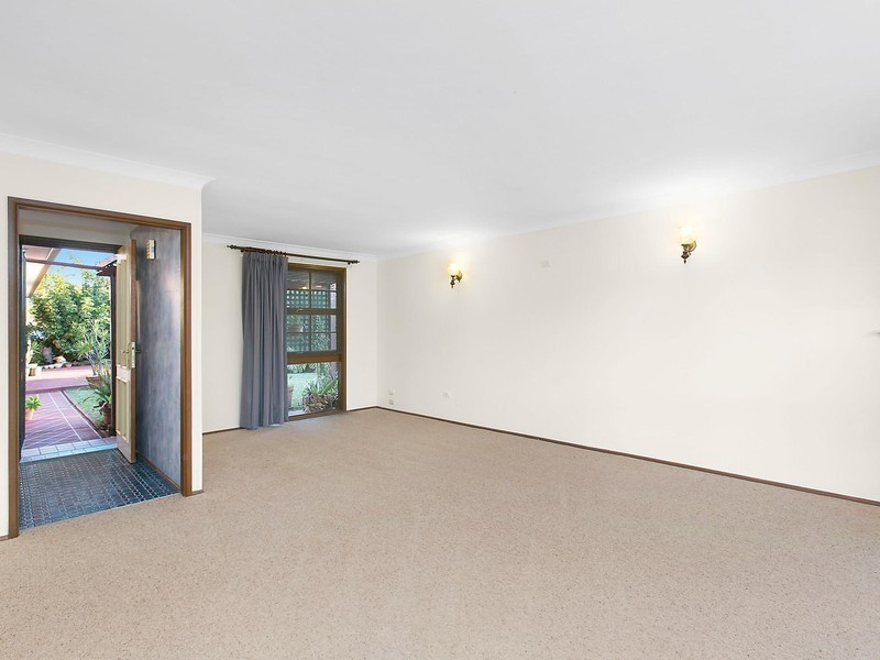 20 Kathleen Crescent, Woonona NSW 2517