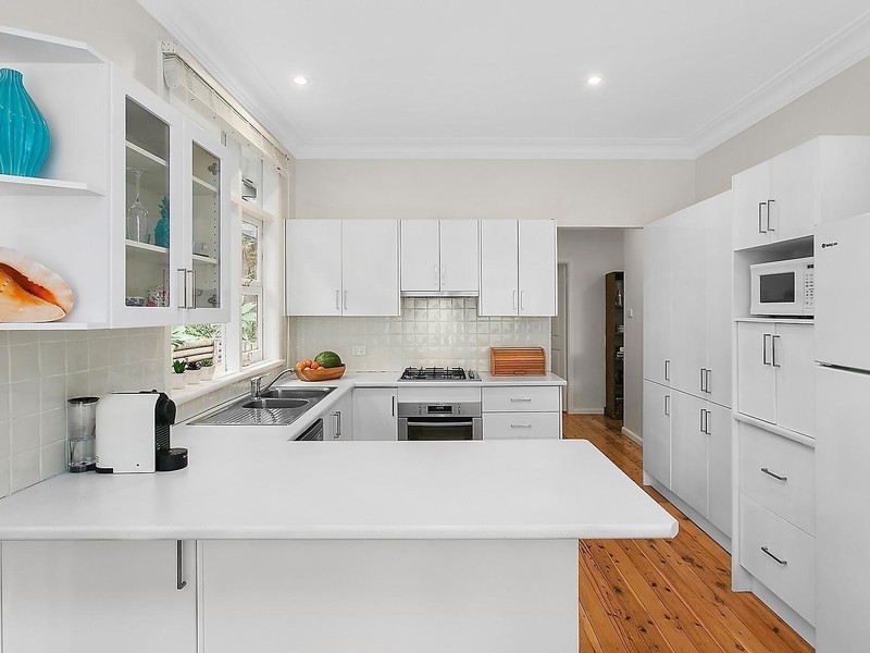 52 Risley Road, Figtree NSW 2525