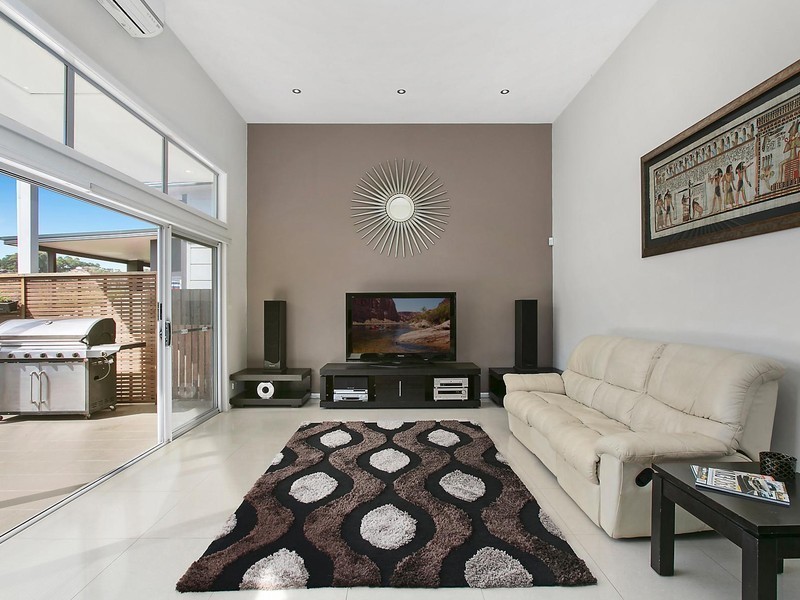 19 George Fuller Drive, Figtree NSW 2525
