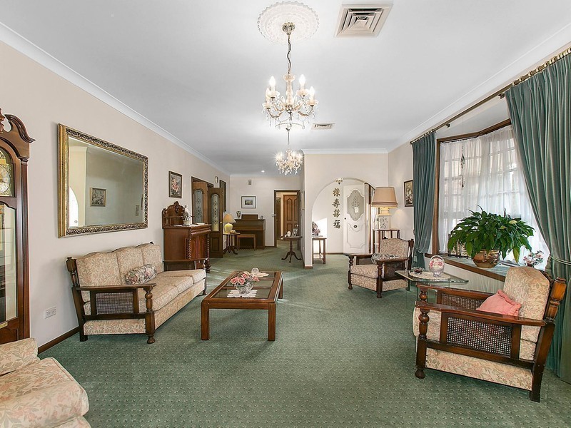 30 Byrarong Avenue, Mangerton NSW 2500