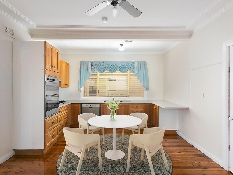 5 Glossop Street, Towradgi NSW 2518