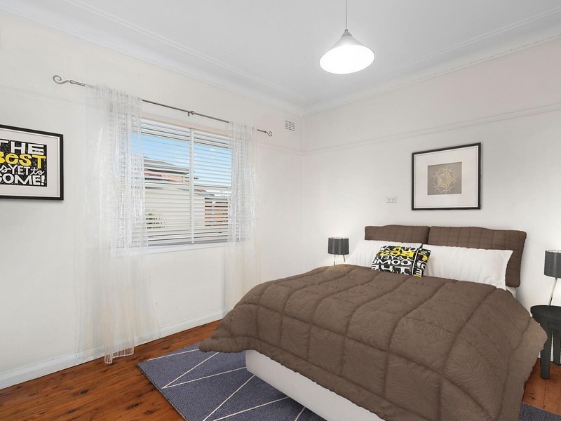 5 Glossop Street, Towradgi NSW 2518