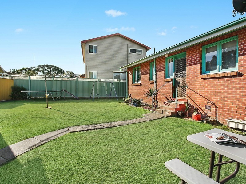 13 Sophia Street, Shellharbour NSW 2529