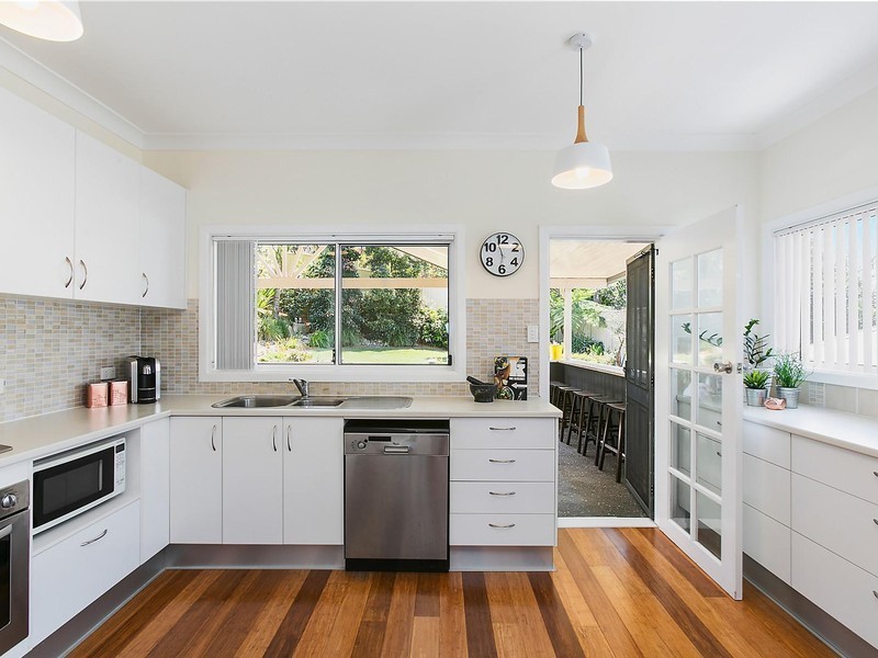 8 Millbrook Road, Figtree NSW 2525