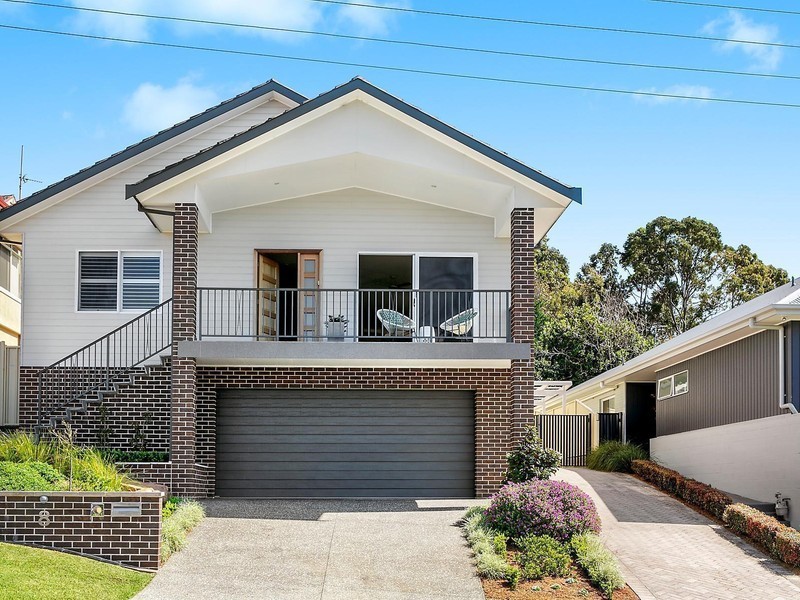 8 Millbrook Road, Figtree NSW 2525