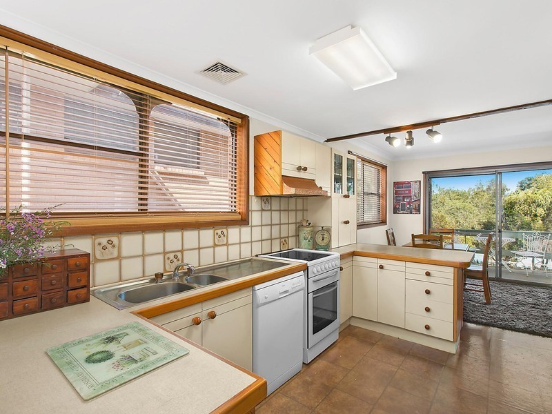 47 Rushton Drive, Kanahooka NSW 2530