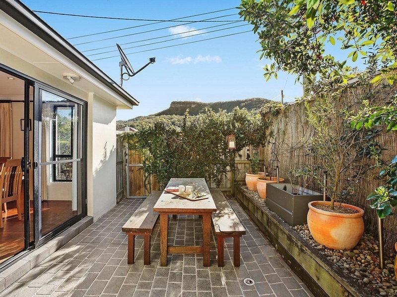 1/6 Thomas Street, Corrimal NSW 2518