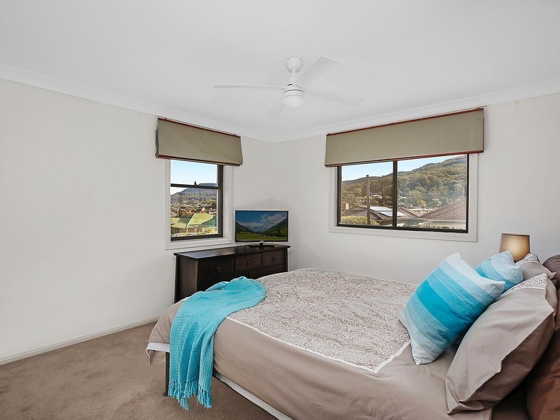 1/6 Thomas Street, Corrimal NSW 2518
