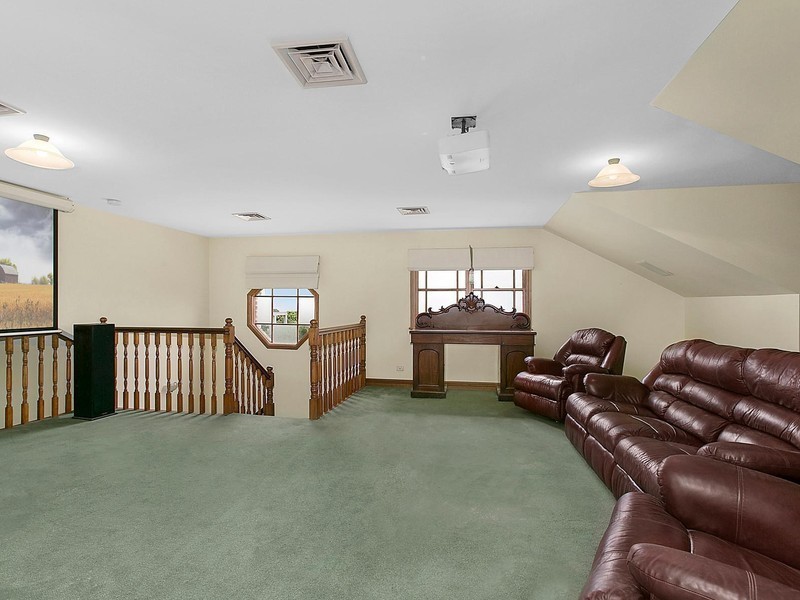 41 Honeyeater Drive, Blackbutt NSW 2529