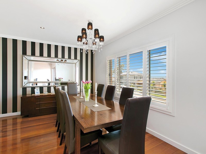 2/4 Kembla Street, Balgownie NSW 2519