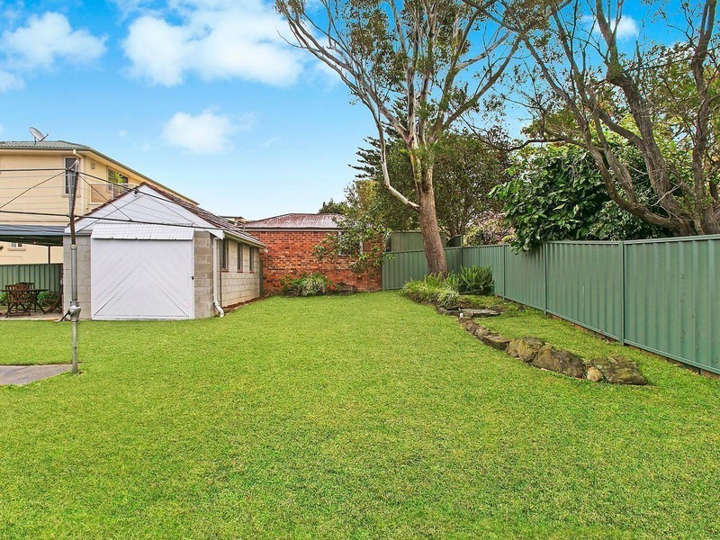 2 Burling Avenue, Mount Ousley NSW 2519