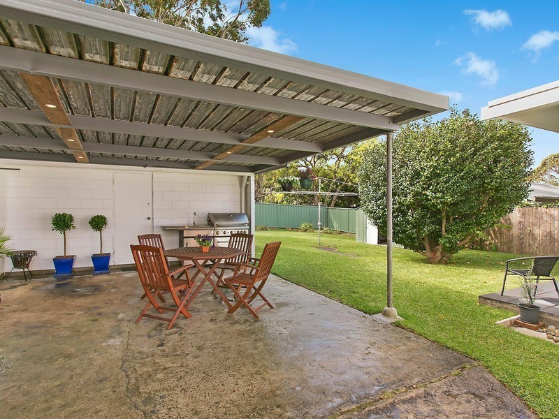 2 Burling Avenue, Mount Ousley NSW 2519