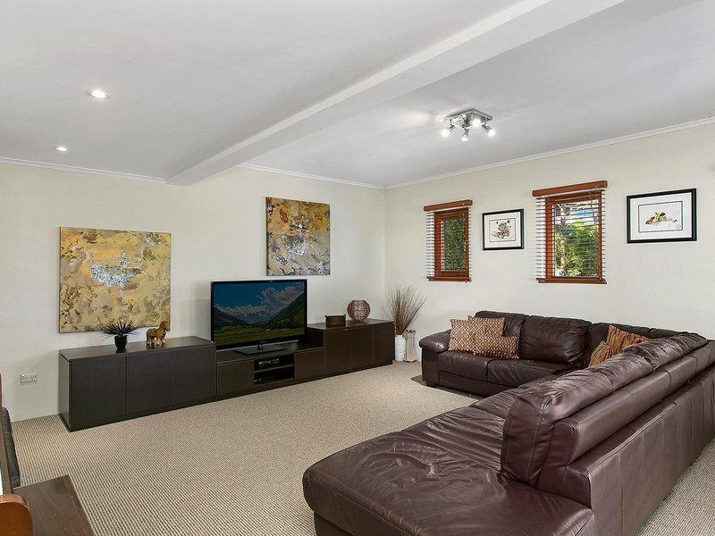 6 Woodbury Place, Mount Keira NSW 2500