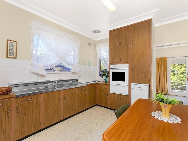 26 Andrew Avenue, Keiraville NSW 2500