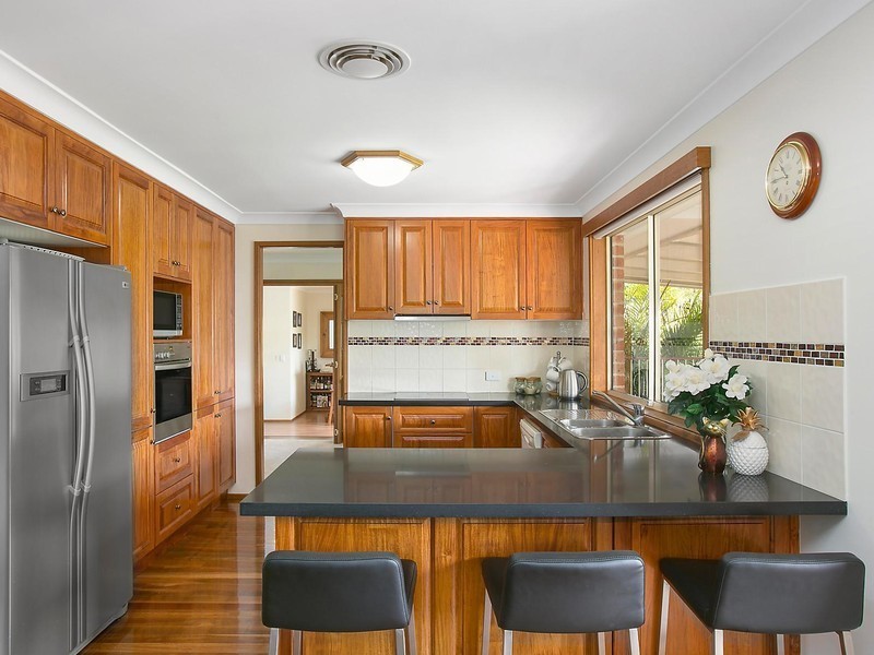 40 Natan Place, Cordeaux Heights NSW 2526