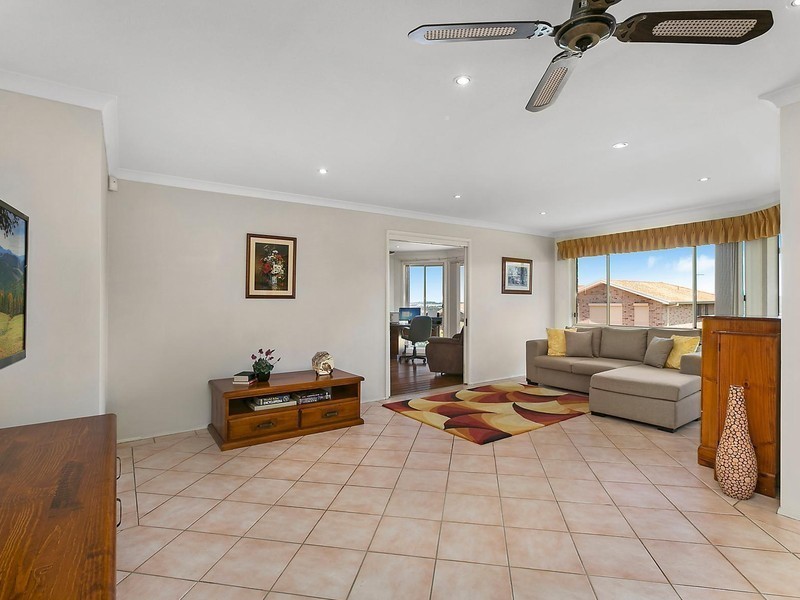 59 Sorensen Drive, Figtree NSW 2525