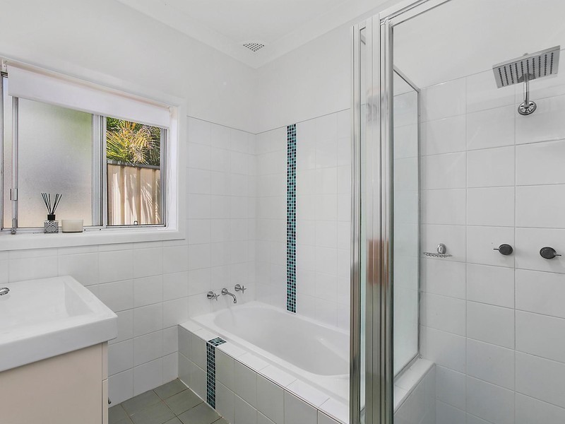 18 Langson Avenue, Figtree NSW 2525