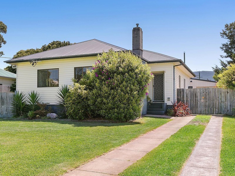 54 Lorking Street, Bellambi NSW 2518