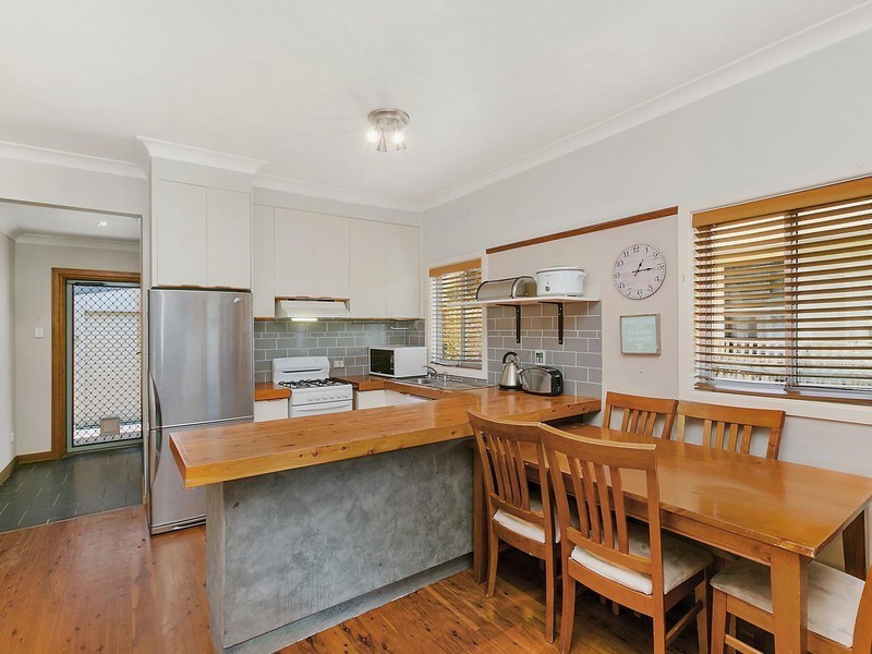 54 Lorking Street, Bellambi NSW 2518