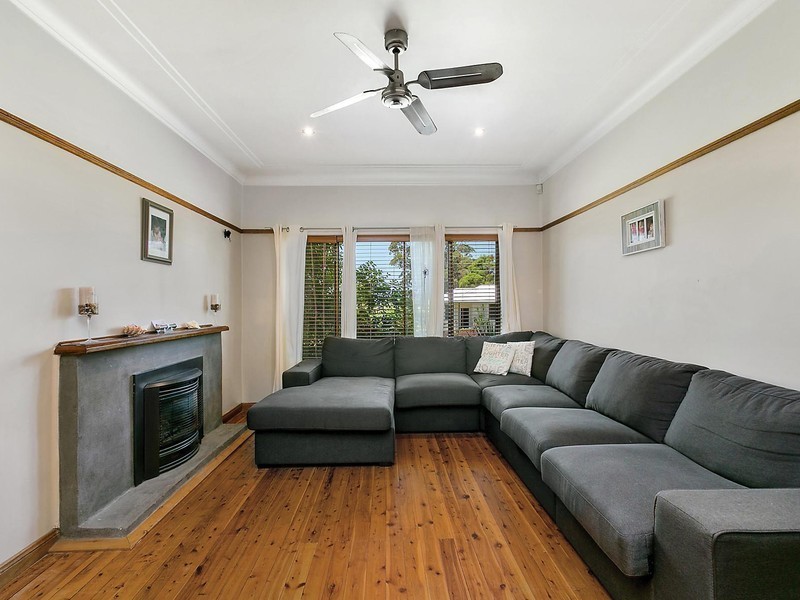 54 Lorking Street, Bellambi NSW 2518