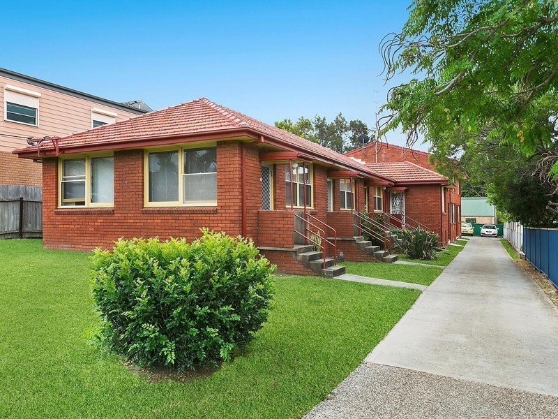 2/4 Alfred Street, Woonona NSW 2517