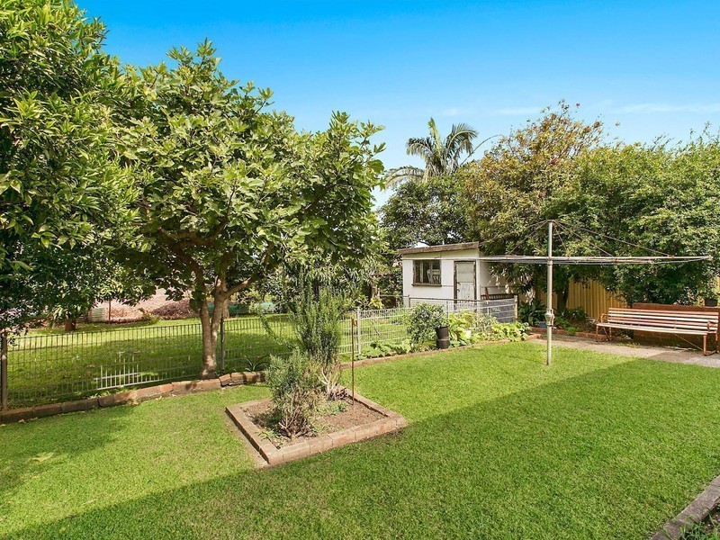 36 McGrath Street, Fairy Meadow NSW 2519