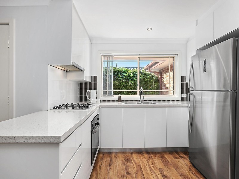 2/37 Wonson Avenue, Coniston NSW 2500