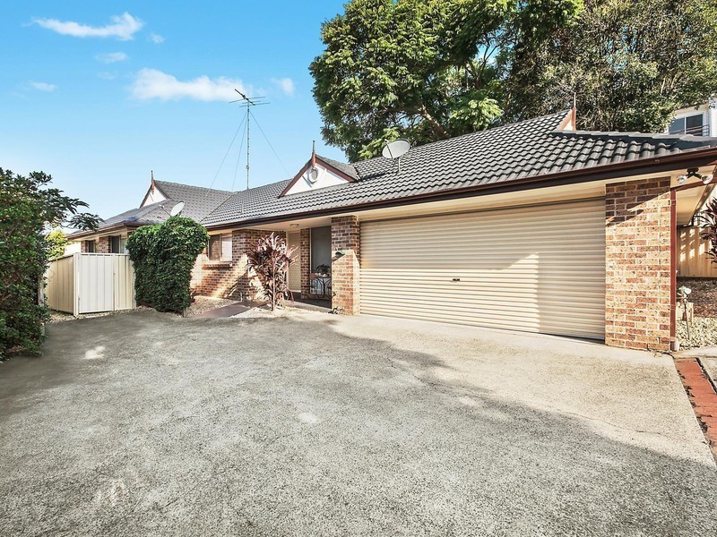 2/37 Wonson Avenue, Coniston NSW 2500