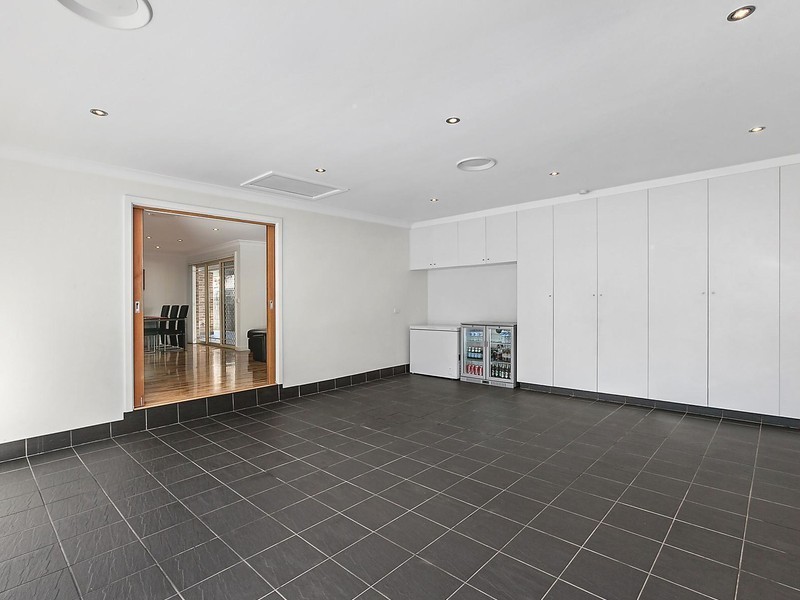 2/37 Wonson Avenue, Coniston NSW 2500