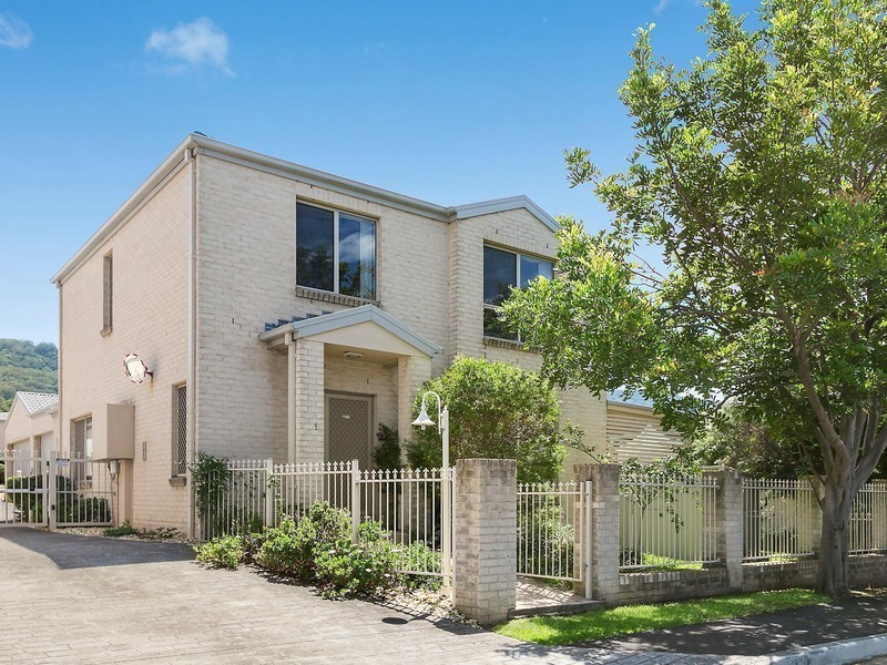 1/16 Ball Street, Woonona NSW 2517