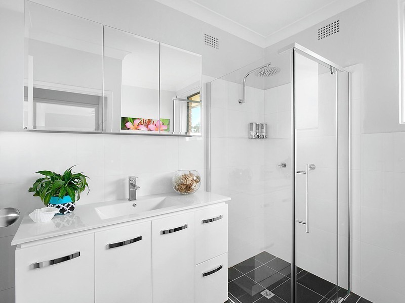 1/5 David Street, West Wollongong NSW 2500