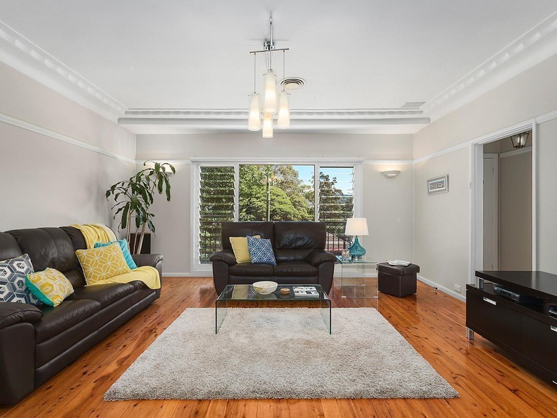 65 Toorak Avenue, Mangerton NSW 2500