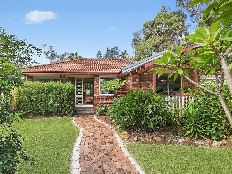 19 Horsley Drive, Horsley NSW 2530