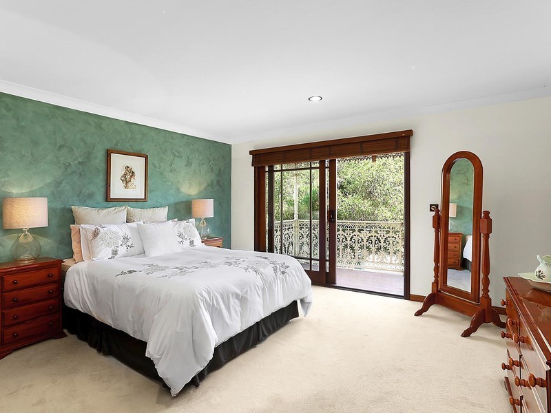 6 Natan Place, Cordeaux Heights NSW 2526