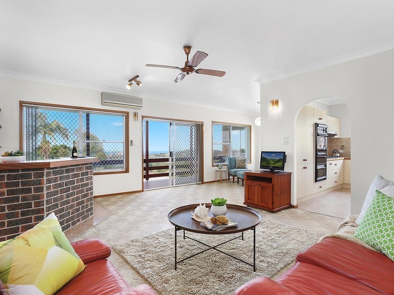 206 Mount Keira Road, Mount Keira NSW 2500