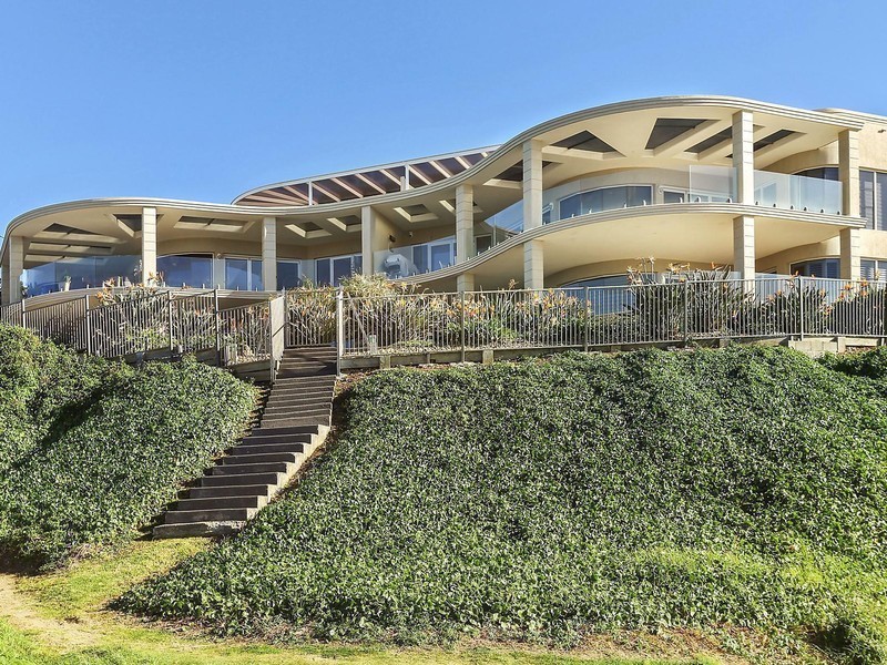 8/2 Surf Road, Shellharbour NSW 2529