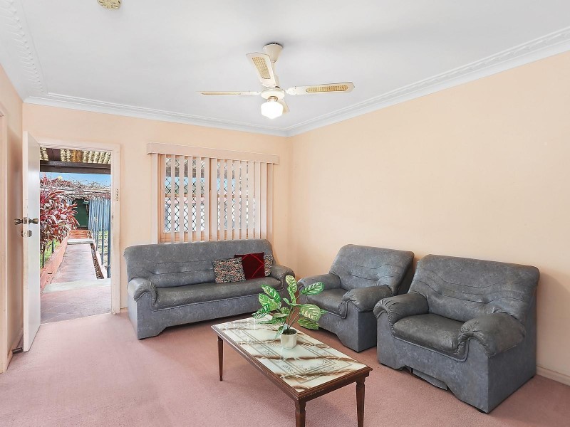 41 Third Avenue, Port Kembla NSW 2505