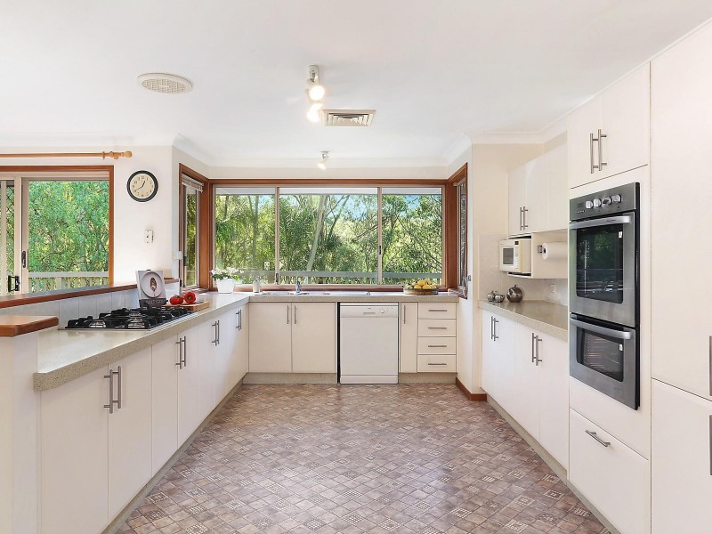 20 Natan Place, Cordeaux Heights NSW 2526