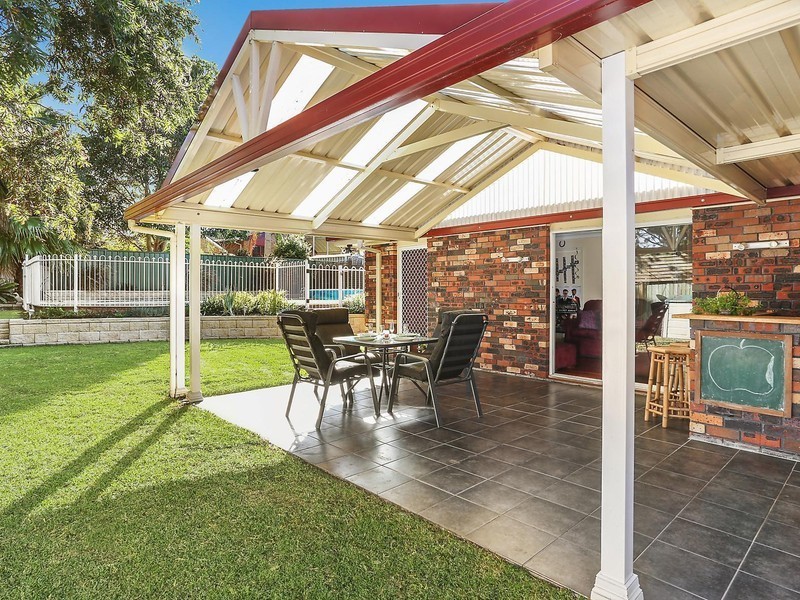 7 Loch Carron Avenue, Farmborough Heights NSW 2526