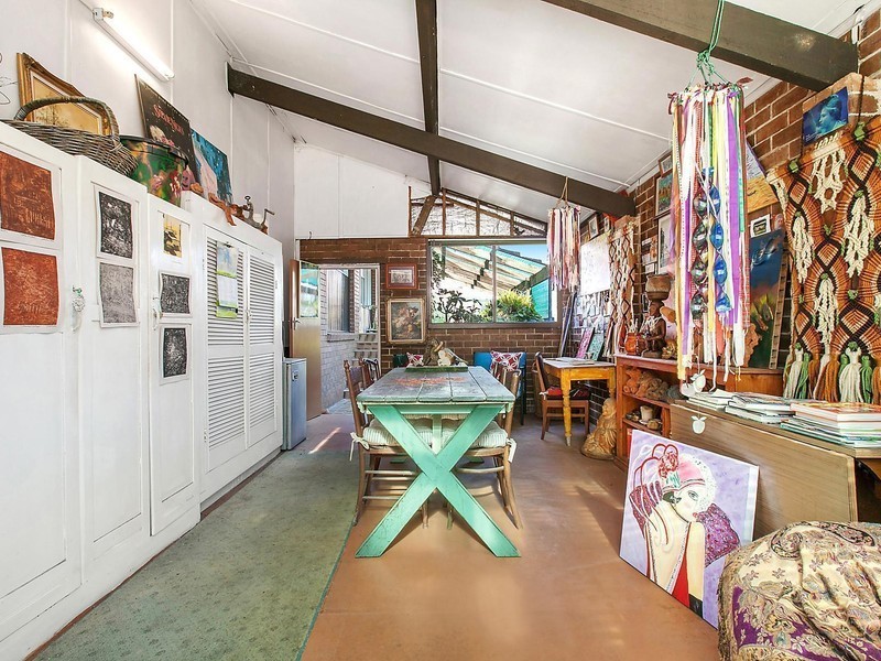 7 Mcandrew Crescent, Mangerton NSW 2500