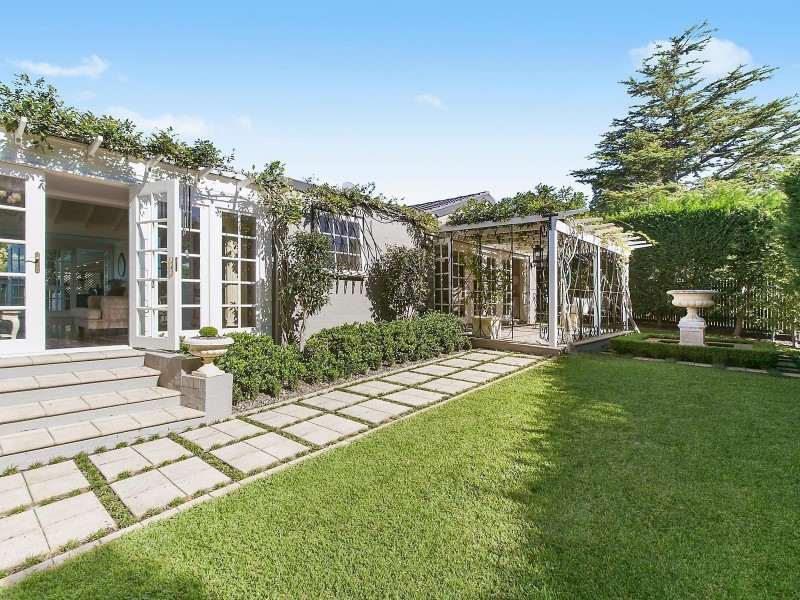 116 Derribong Drive, Cordeaux Heights NSW 2526